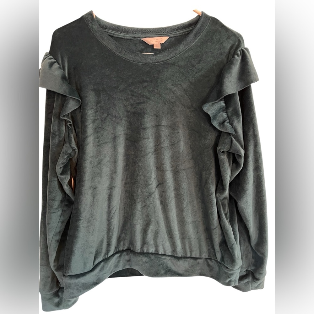 Lauren Conrad top size large